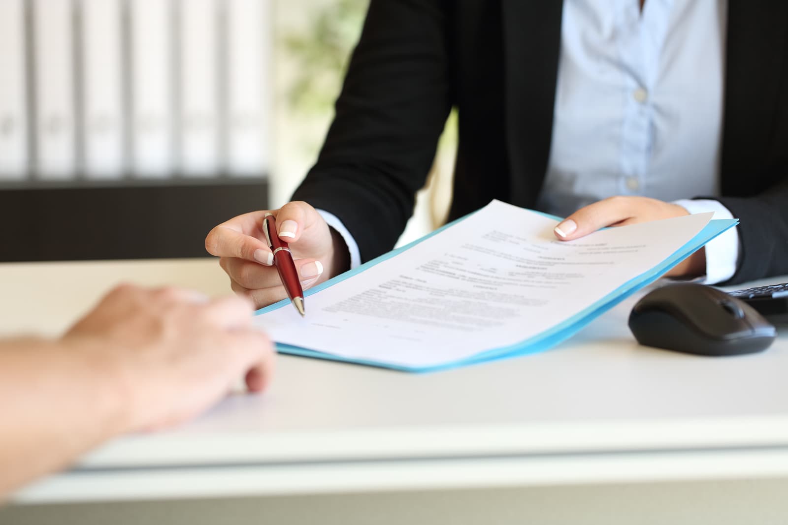 A client consults with an attorney.